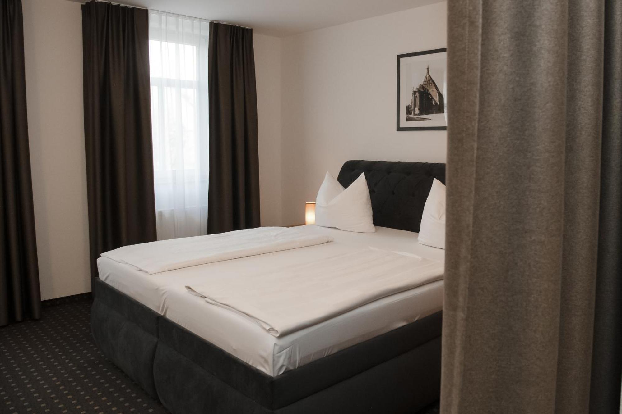 Hotel Alekto Фрайберг Екстериор снимка