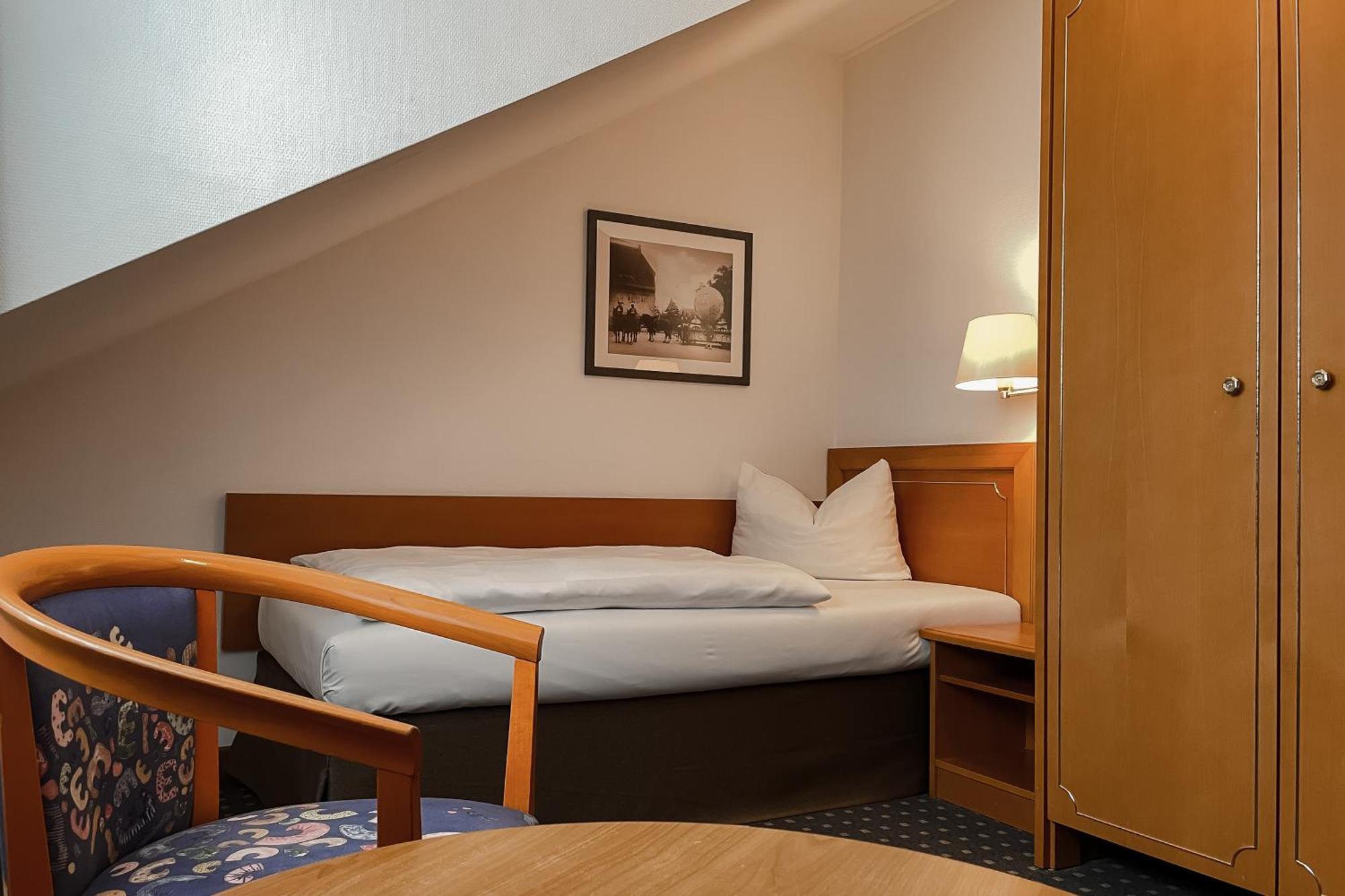 Hotel Alekto Фрайберг Екстериор снимка