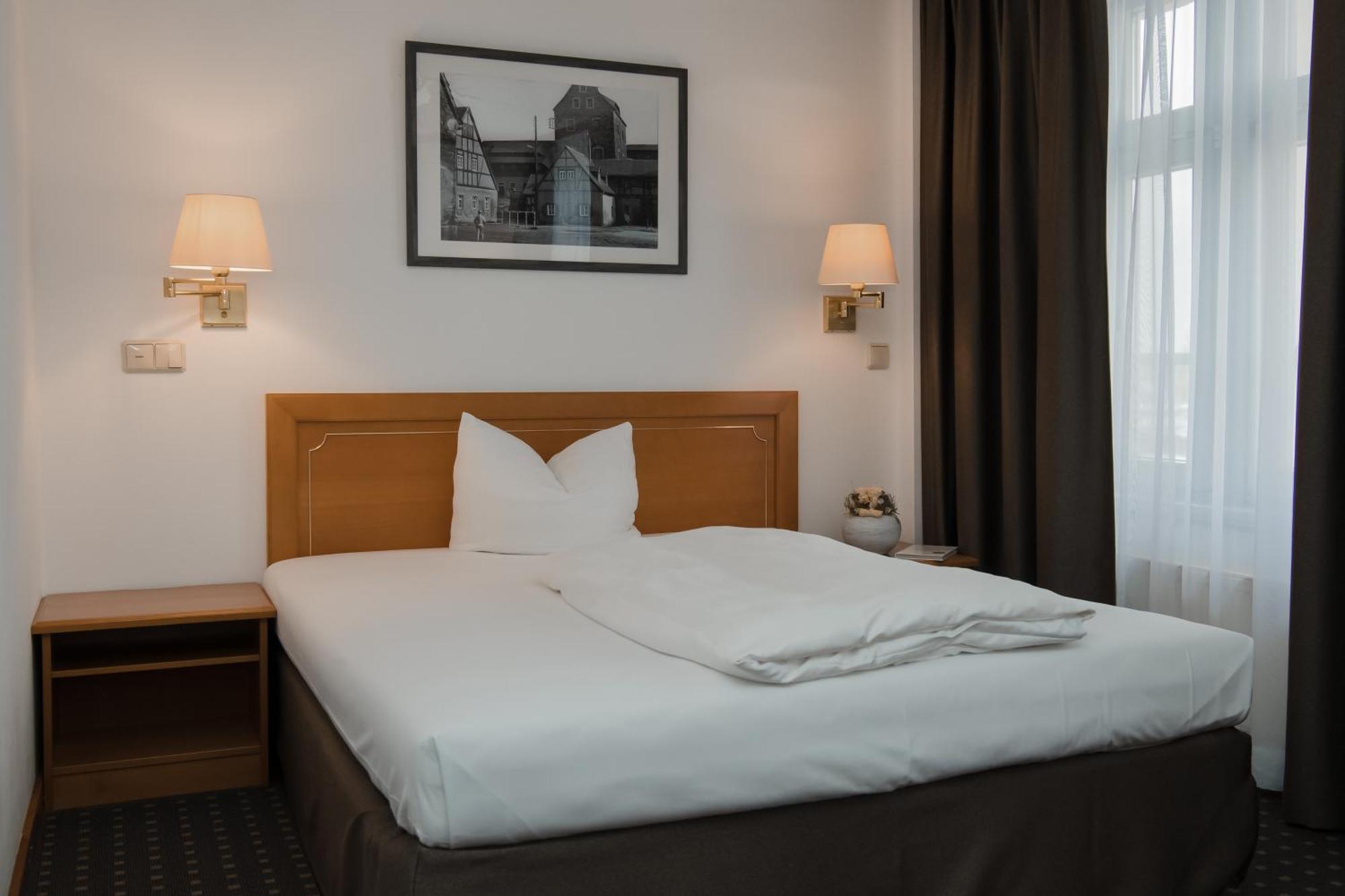 Hotel Alekto Фрайберг Екстериор снимка