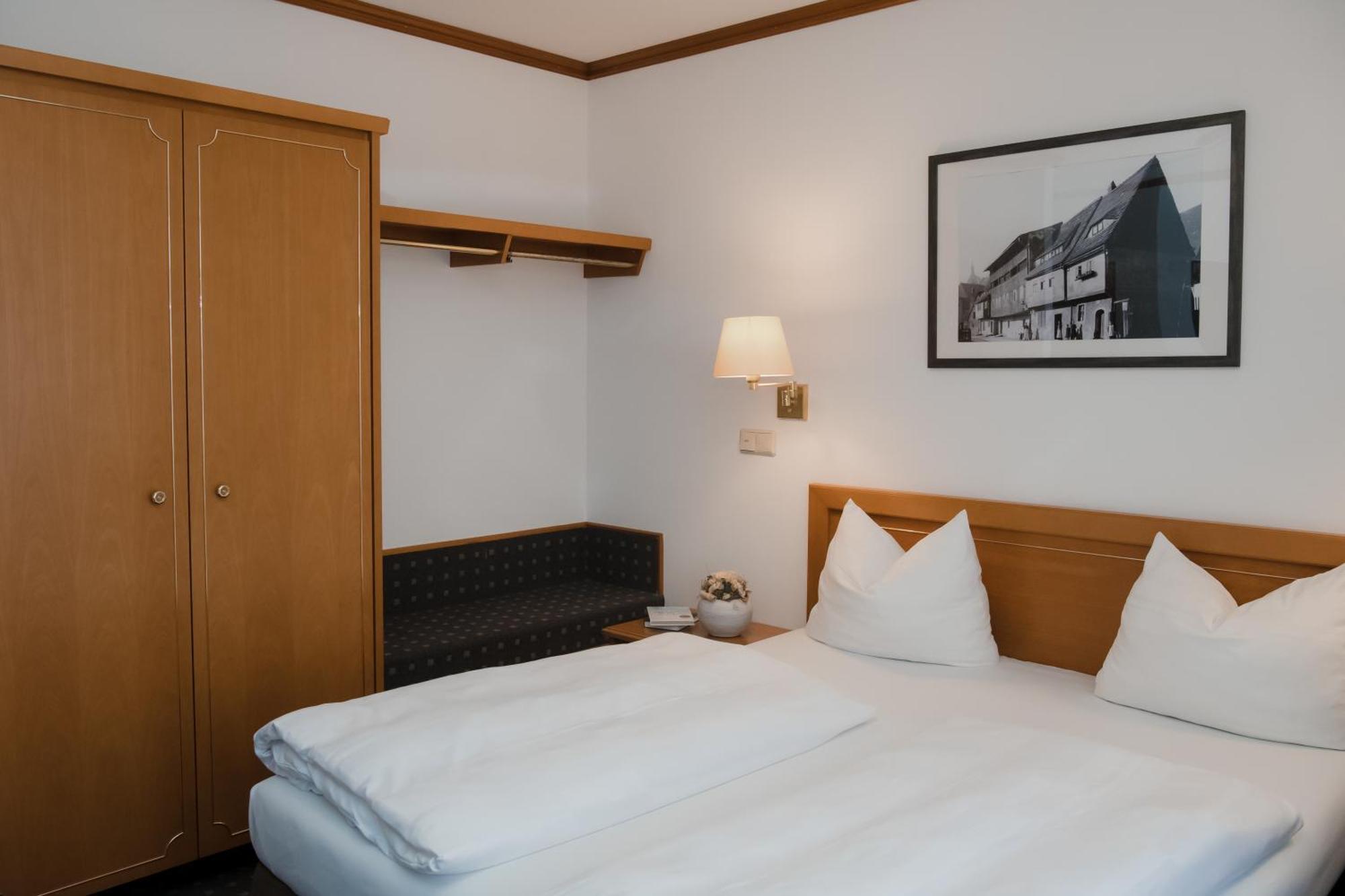 Hotel Alekto Фрайберг Екстериор снимка