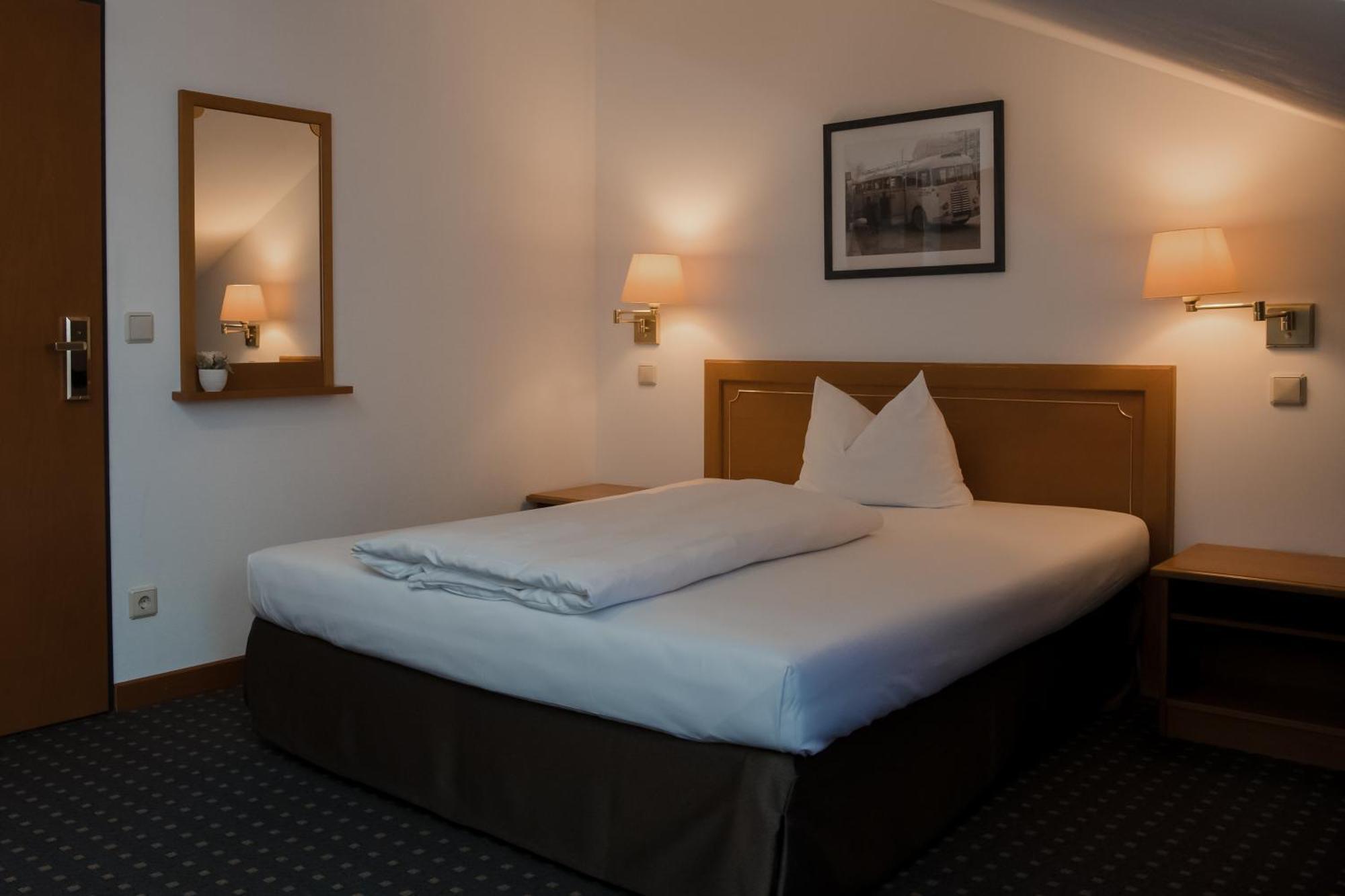 Hotel Alekto Фрайберг Екстериор снимка