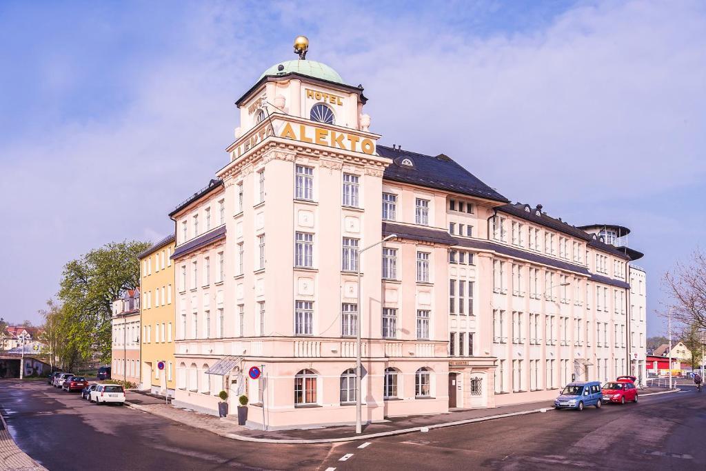 Hotel Alekto Фрайберг Екстериор снимка